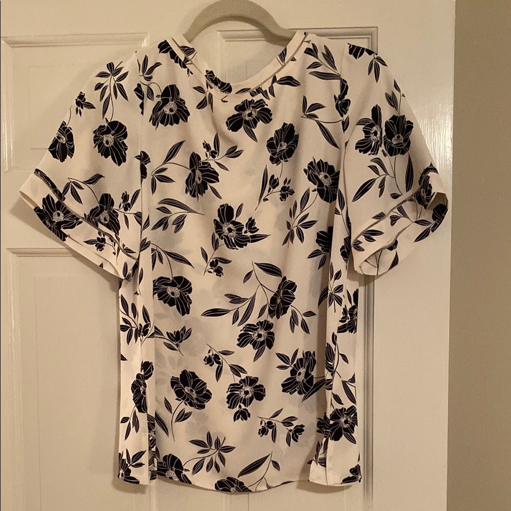 Ann Taylor Floral Black and Off-White Women's Top